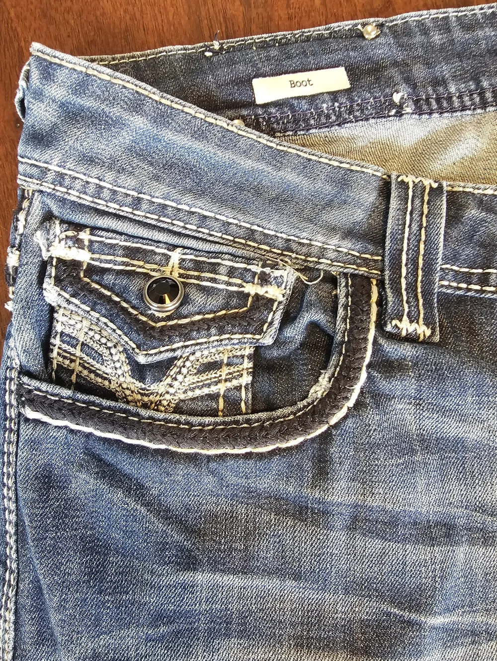 Vigoss Boot Cut Flare Jeans With Black Studded Gems Size 18 - Picture 7 of 9